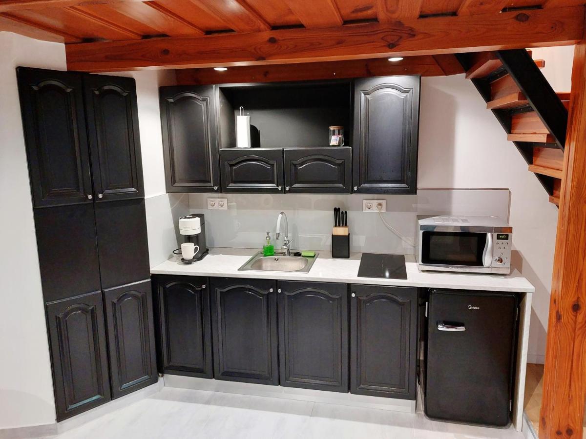 Square 16 Apartman - Absolutely Central Location With Self Check In Szombathely Exterior foto